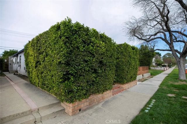 1423 N Hollywood, Burbank, CA 91505