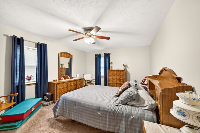 543 S Lorraine, Wichita, KS 67211