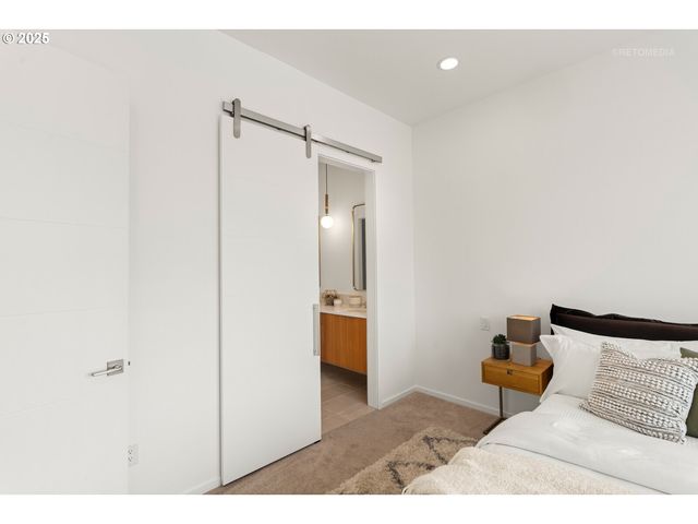 2405 E 6TH St, Vancouver, WA 98661