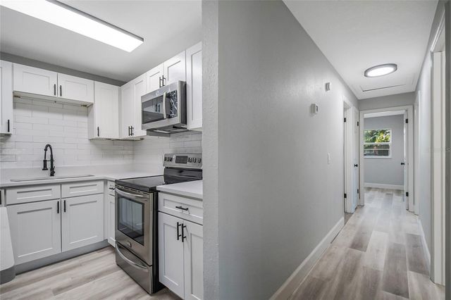 352 LIONEL AVENUE, Orlando, FL 32805