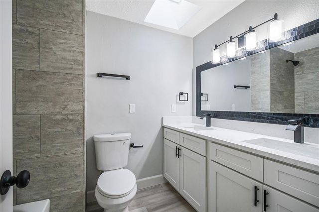 352 LIONEL AVENUE, Orlando, FL 32805