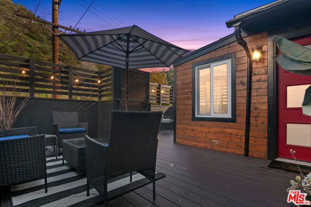 1653 N Beverly Glen Boulevard, Los Angeles, CA 90077