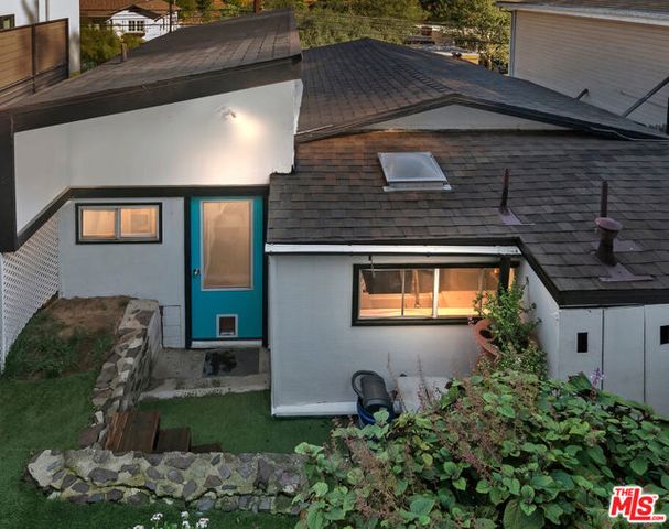 1653 N Beverly Glen Boulevard, Los Angeles, CA 90077