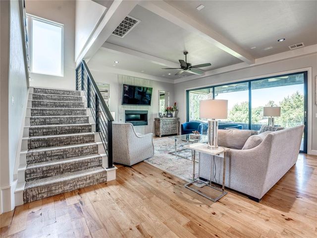 449 Saint Claire Drive, Edmond, OK 73025