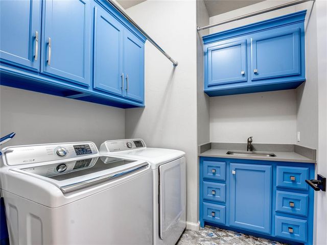 449 Saint Claire Drive, Edmond, OK 73025