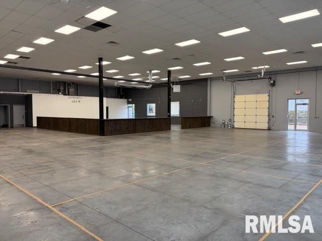 3800 RIVER Drive, Moline, IL 61265