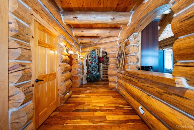 16629 Holli Blue Road, Champion, MI 49879