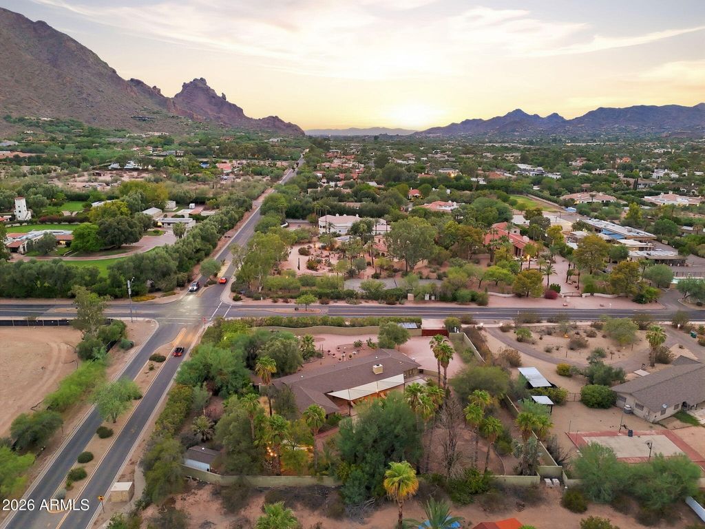 6005 N Invergordon Road, Paradise Valley, AZ 85253 — photo 2