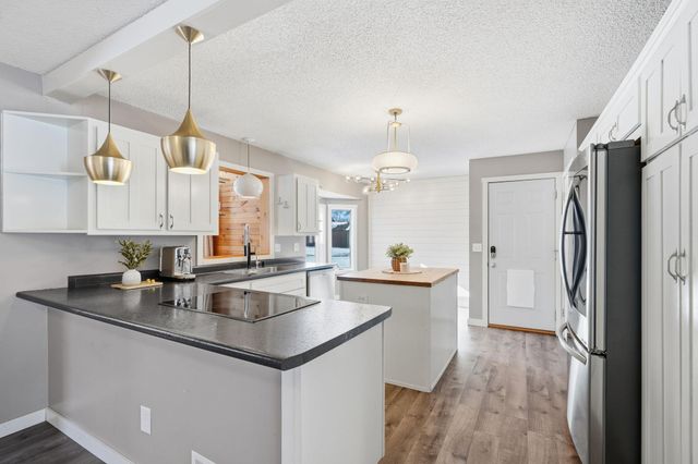 4995 124th Street N, Saint Paul, MN 55110