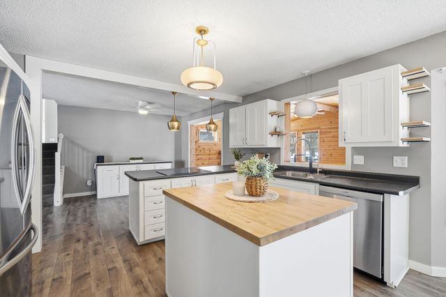 4995 124th Street N, Saint Paul, MN 55110