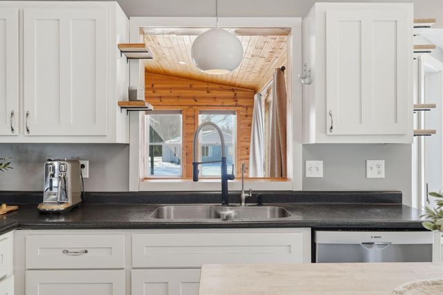 4995 124th Street N, Saint Paul, MN 55110