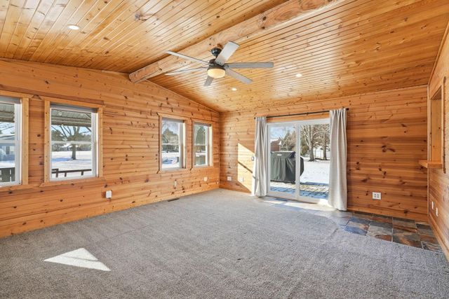 4995 124th Street N, Saint Paul, MN 55110