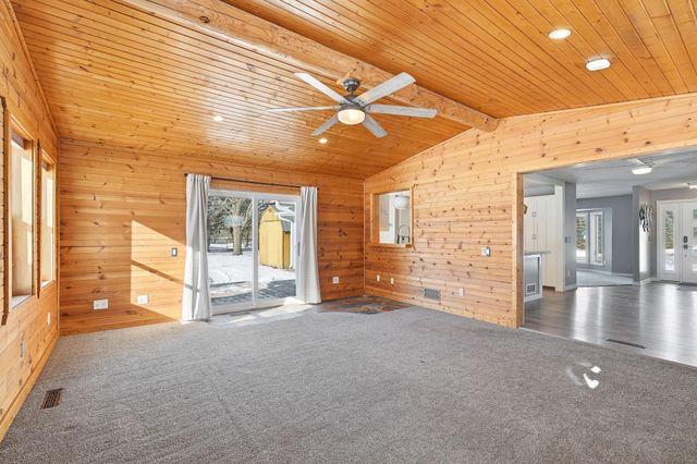 4995 124th Street N, Saint Paul, MN 55110