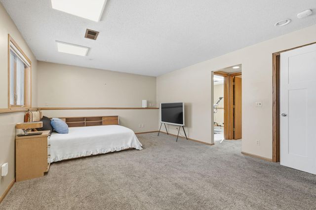 4995 124th Street N, Saint Paul, MN 55110