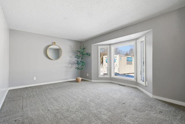 4995 124th Street N, Saint Paul, MN 55110