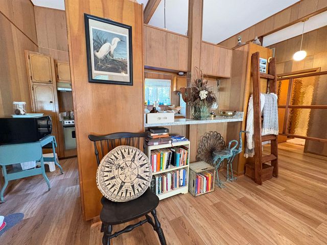 99 E Lakeshore Drive, Cherokee Village, AR 72529