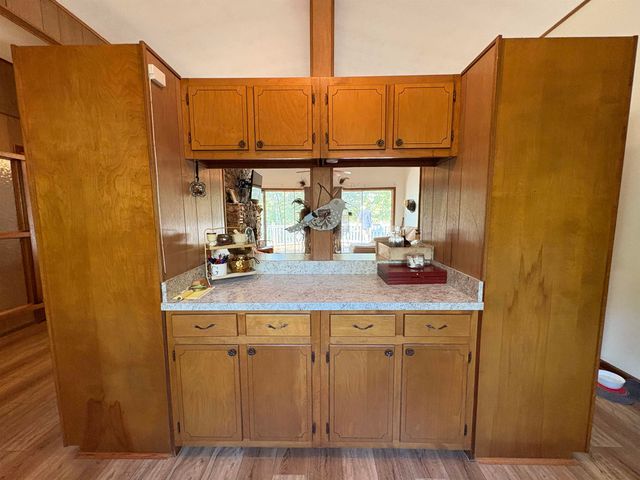 99 E Lakeshore Drive, Cherokee Village, AR 72529