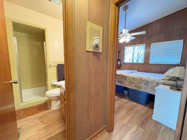 99 E Lakeshore Drive, Cherokee Village, AR 72529