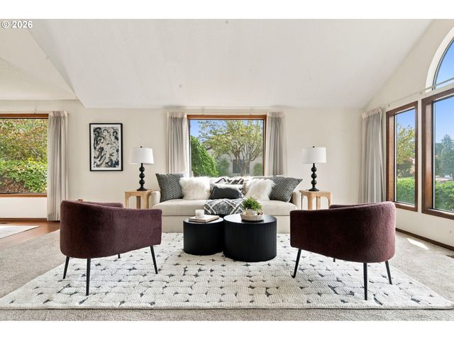 2204 Ne 158TH Ave, Portland, OR 97230