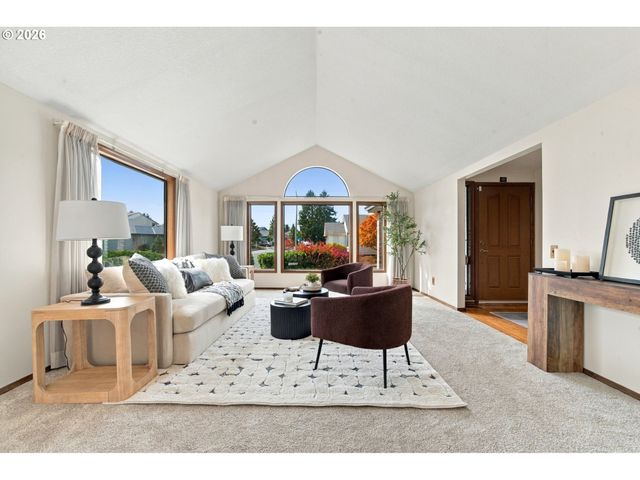 2204 Ne 158TH Ave, Portland, OR 97230