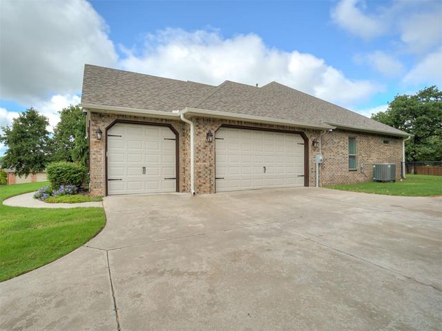 5509 Montford Way, Choctaw, OK 73020