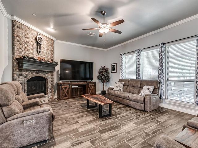 5509 Montford Way, Choctaw, OK 73020