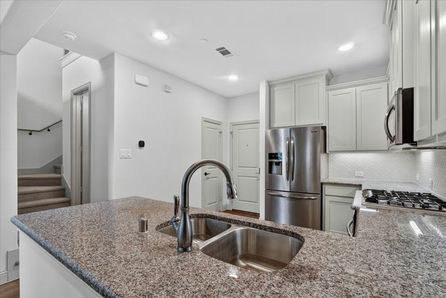 7004 Huckleberry Drive, Mckinney, TX 75070