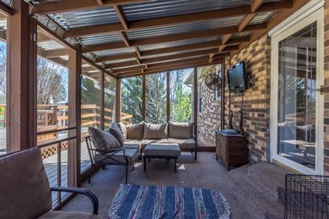 134 Orchard Valley Rd, Hendersonville, TN 37075