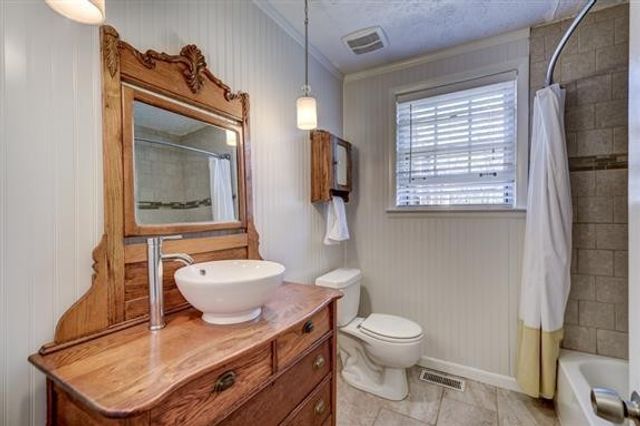 134 Orchard Valley Rd, Hendersonville, TN 37075