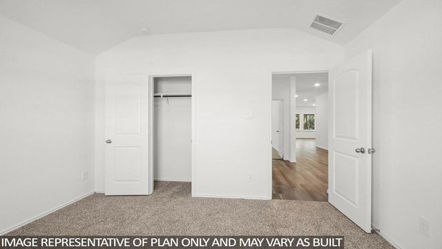 121 Wildflower Lane, Dayton, TX 77535