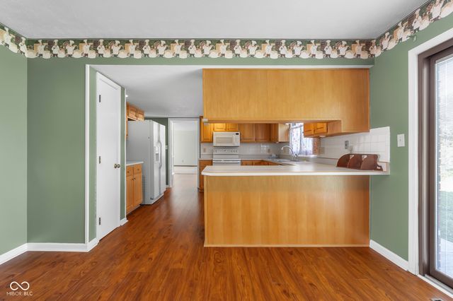 3525 River Rd Drive, Columbus, IN 47203