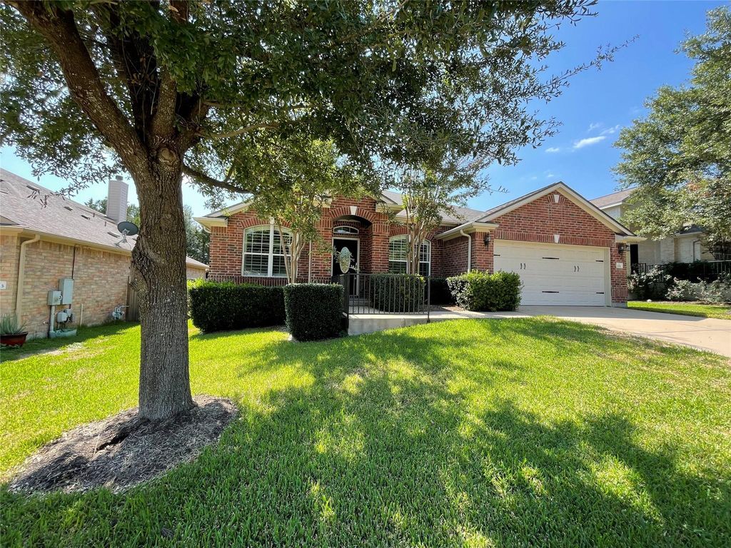 111 S Gadwall LN, Cedar Park, TX 78613