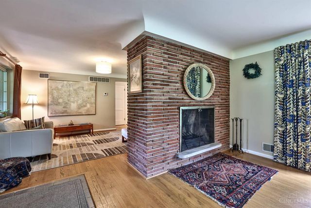 7471 Mar Del Drive, Madeira, OH 45243