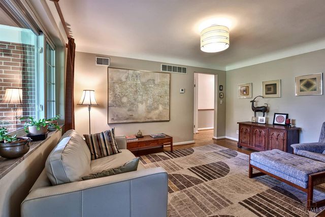 7471 Mar Del Drive, Madeira, OH 45243