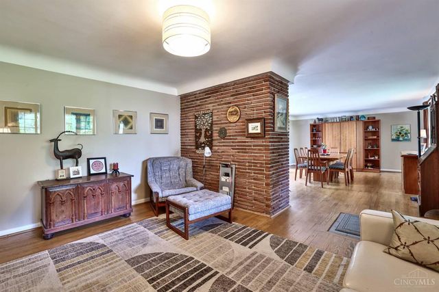 7471 Mar Del Drive, Madeira, OH 45243