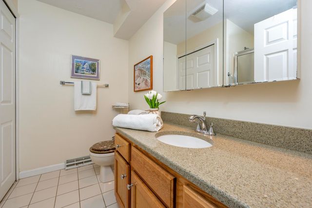 12 Kettle Lane, Mashpee, MA 02649