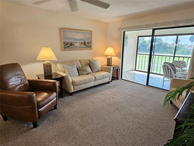 756 AVENIDA ESTANCIA 162, Venice, FL 34292