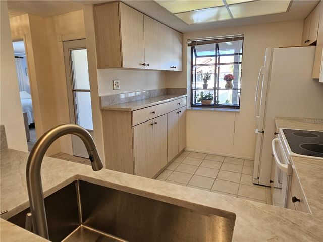756 AVENIDA ESTANCIA 162, Venice, FL 34292