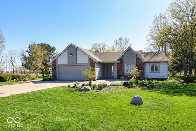 47 E 700 N, Whiteland, IN 46184