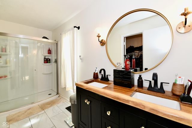 47 E 700 N, Whiteland, IN 46184