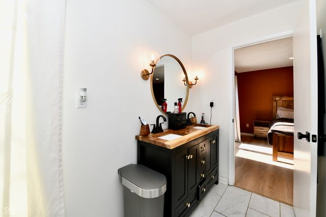 47 E 700 N, Whiteland, IN 46184