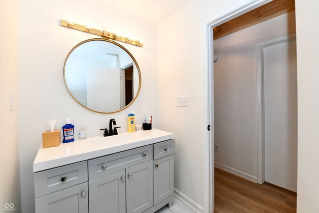 47 E 700 N, Whiteland, IN 46184