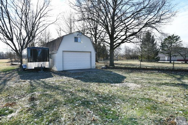 47 E 700 N, Whiteland, IN 46184