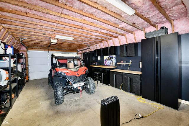 47 E 700 N, Whiteland, IN 46184