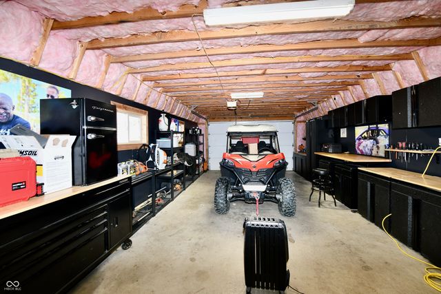 47 E 700 N, Whiteland, IN 46184