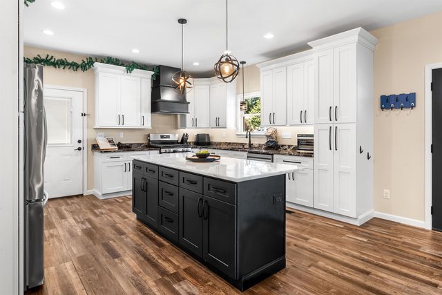 212 TIPTON ST, Covington, TN 38019