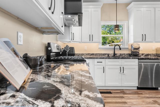 212 TIPTON ST, Covington, TN 38019