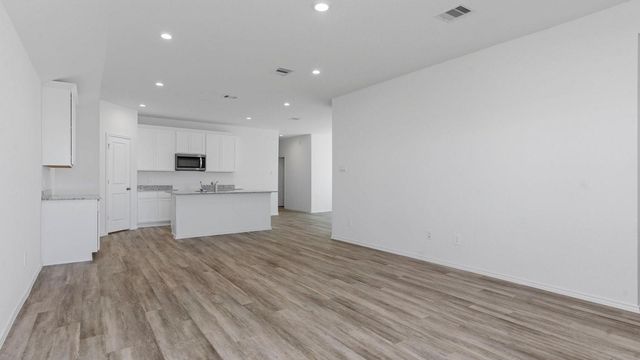 6818 Spur Creek Drive, Rosenberg, TX 77471