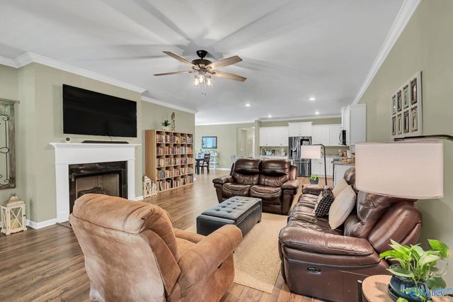 460 Jackson Point Circle, Huntsville, AL 35811