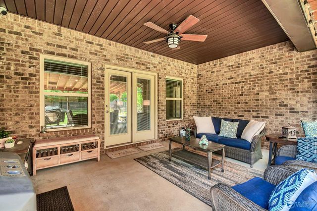 460 Jackson Point Circle, Huntsville, AL 35811